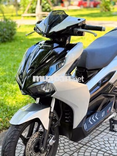 Honda Air Blade 160 ABS 2023 Bạc