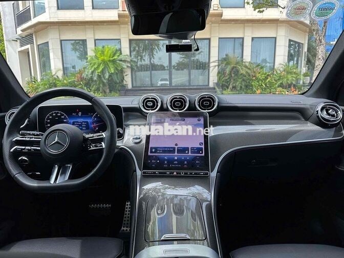 Mercedes Benz GLC300 allnew 2023 Trắng 12000 Km