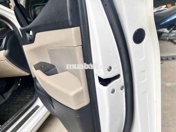 Hyundai Accent 1.4 MT 2019 Trắng Số sàn