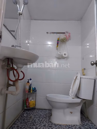 CHO THUÊ NHÀ RIÊNG KHƯƠNG ĐÌNH -Ở RỘNG RÃI , GẦN NHIỀU TRƯỜNG HỌC