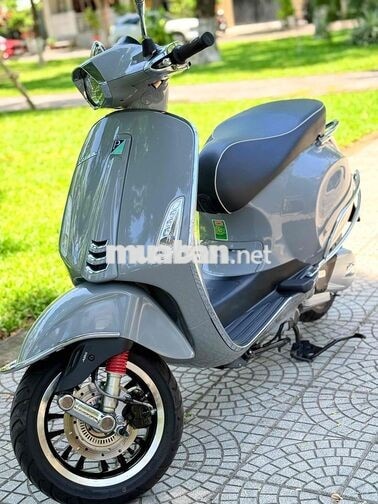 Piaggio Vespa Sprint 2025 Xám 3000 km