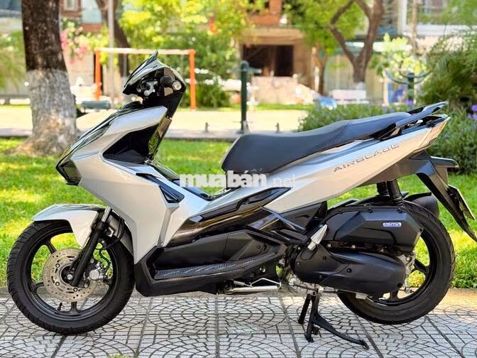 Honda Air Blade 160 ABS 2023 Bạc