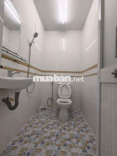 CHO THUÊ NHÀ NC 12TRIEU, ÂU CƠ TÂN PHÚ LIỀN KỀ Q11 GẦN ĐẦM SEN, 4PN