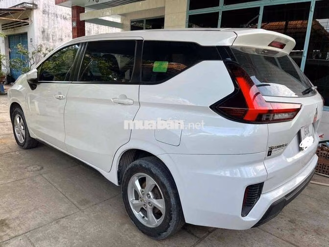 Mitsubishi Xpander AT ECO 2022 Trắng