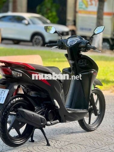 Vision Cao cấp 2023 Đen biển 43 siêu mới