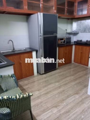 Bán nhà Bình Tân đường Tỉnh lộ 10 kế Chợ 7,3 X 28m 3L 4PN ô tô để nhà