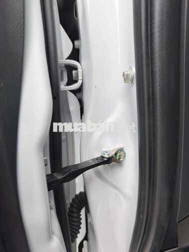 Mitsubishi Attrage mới zin 99% bao zin full hãng