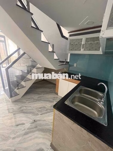 BÁN GẤP NHÀ HẺM 2/ LÊ VĂN KHƯƠNG