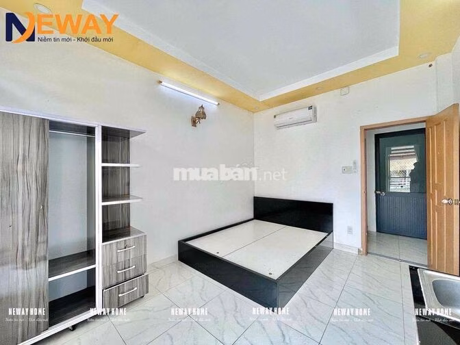 Phòng Studio Có Ban Công, Sẵn Máy Lạnh - Cuối Tân Kỳ Tân Quý