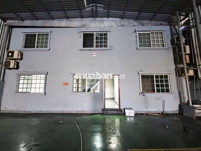 xưởng 505m giá 50 triệu mặt tiền QL 1A Bình Tân