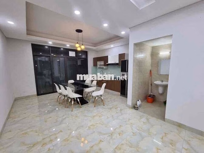 Sát biển Nguyễn Tất Thành - 4PN - Full Nội Thất