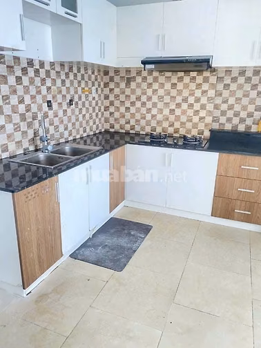 Chung cư Bảy Hiền cho thuê 3p ngủ, không nội thất giá 10,5tr/tháng