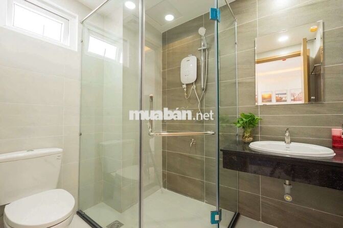 Studio full NT, cửa sổ, Nguyễn Khoái Q4 gần_Q1_Q5_Q7_Q8