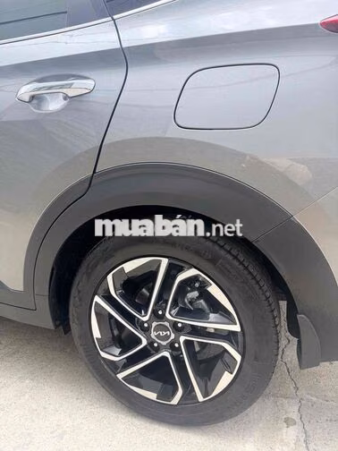 KIA CARENS 1.5 Luxury 2025 Xám