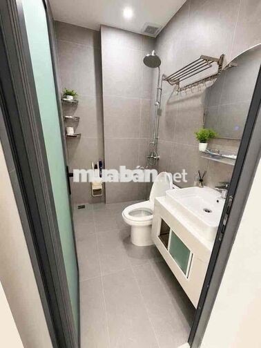 BÁN NHÀ ĐẸP FULL NỘI THẤT . HẺM TRƯỚC NHÀ 2,5M - HẺM 30 LÂM VĂN BỀN –