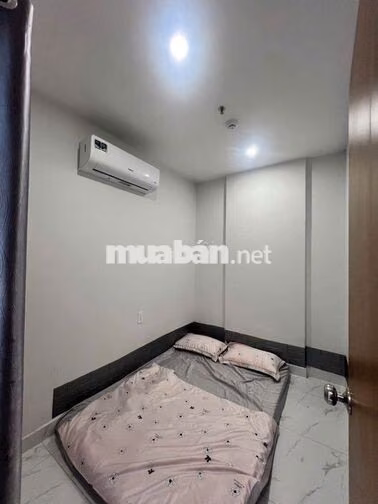 (9719) star tower thị trường 1,8 tỷ. Nợ dí 1,5 tỷ. Ép giá được 1,4 tỷ