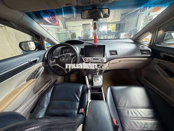 Honda Civic 2.0 Tự động Cửa sổ trời