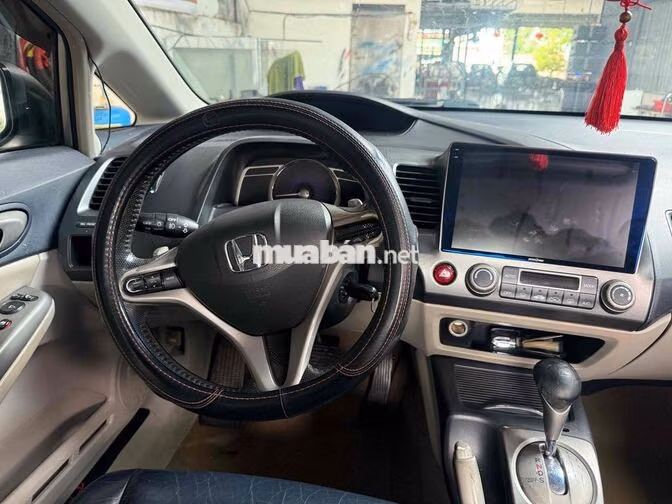 Honda Civic 2.0 Tự động Cửa sổ trời