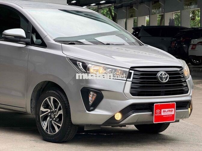 Bán Innova 2.0E số sàn 2023 - Xe 1 chủ giá còn bớt