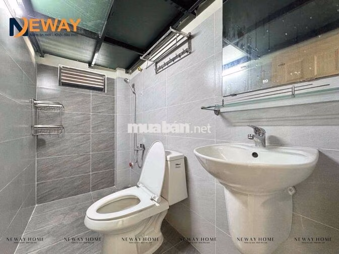 STUDIO FULL NỘI THẤT BAN CÔNG RỘNG NGAY HOÀNG HOA THÁM - NHÀ GA T3