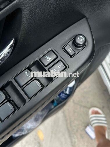 Suzuki XL7 2023 Trắng Tự động 79000 km