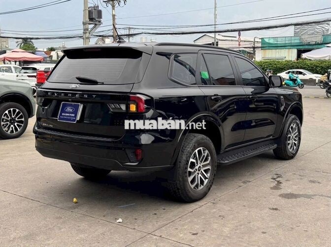 Ford Everest Nextgen 2024 xe đẹp giá mềm Odo thấp