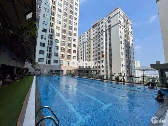 Chính chủ bán CH Green River Dt60m2/ 2PN giá 2tỷ720 view đông nam Q8