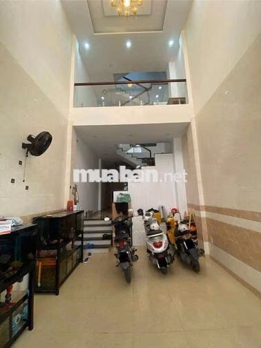 NHÀ PHỐ KDC HỒNG ĐÀO GẦN CÂN NHƠN HOÀ