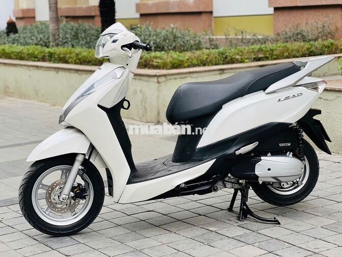 Honda Lead 125 2016 Trắng Zin xe đjep chính chủ