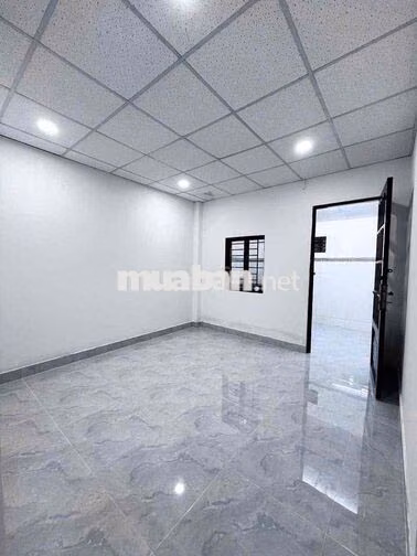 NHÀ HẺM TẢI NGAY PHẠM VĂN ĐỒNG 3PN 3WC SÂN RỘNG 100M N7,5❌23M Ở + VPCT