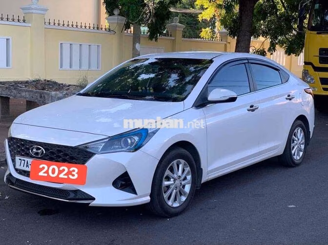 Hyundai Accent 2023 Bản đủ Số sàn Trắng