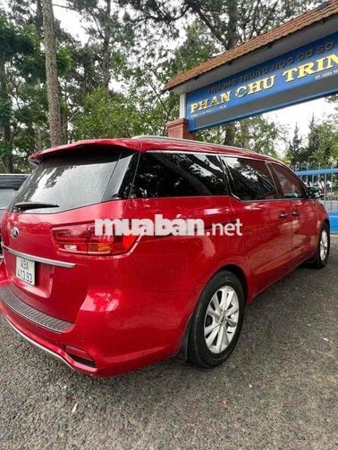 Kia Sedona 2021 Dầu màu Đỏ