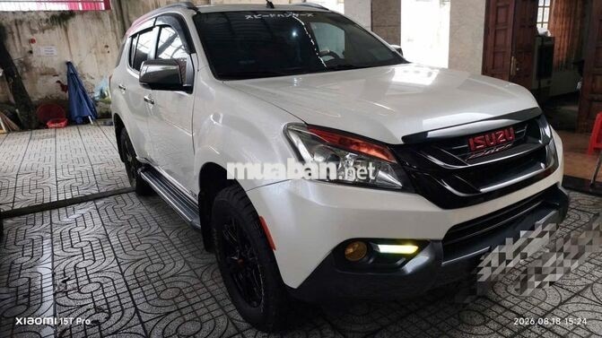 Isuzu Mu-X 2016 Trắng Thái Lan