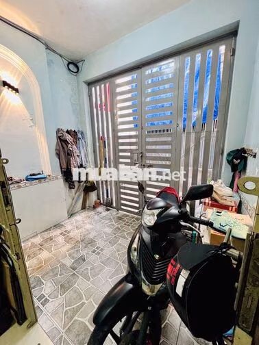 EM CHÍNH CHỦ BÁN NHÀ CHỈ 3 TỶ 2 CÒN THƯƠNG LƯỢNG VỚI KHÁCH THIỆN CHÍ