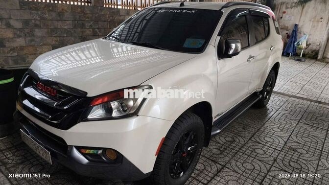 Isuzu Mu-X 2016 Trắng Thái Lan