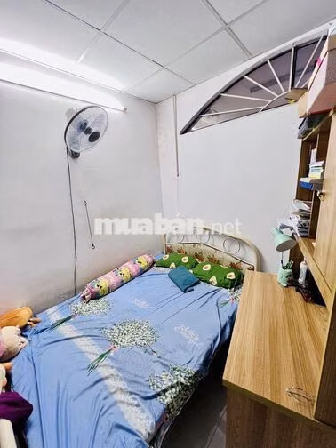 EM CHÍNH CHỦ BÁN NHÀ CHỈ 3 TỶ 2 CÒN THƯƠNG LƯỢNG VỚI KHÁCH THIỆN CHÍ