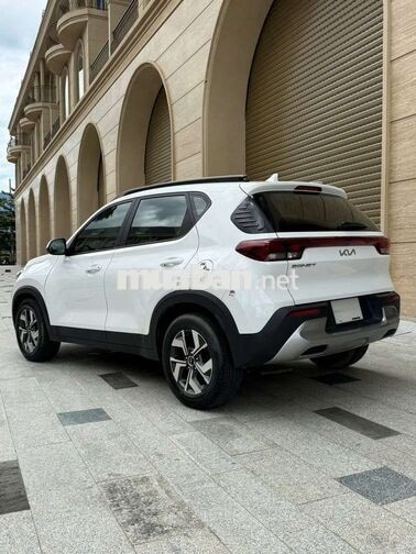 KIA Sonet Deluxe 2022 Trắng