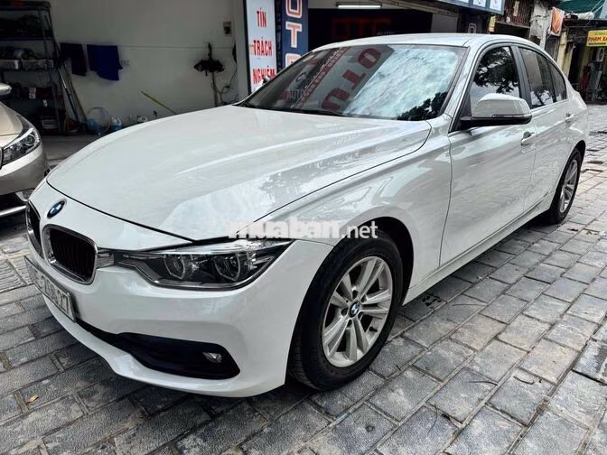BMW 3 Series 2015 320i - 77000 km siêu mới