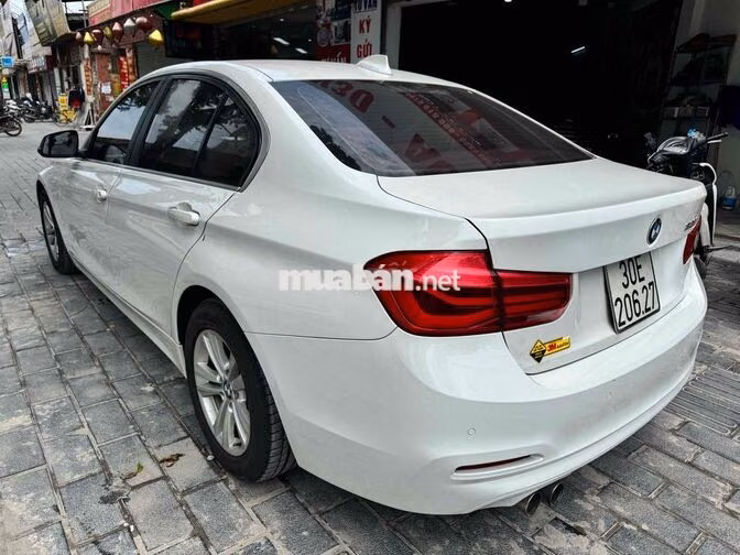 BMW 3 Series 2015 320i - 77000 km siêu mới
