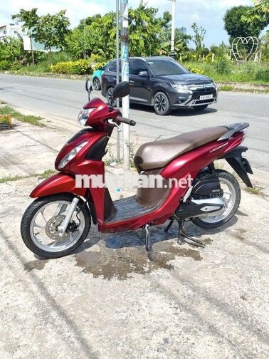 Honda Vision 2025 Cao Cấp màu Đỏ