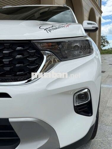 KIA Sonet Deluxe 2022 Trắng