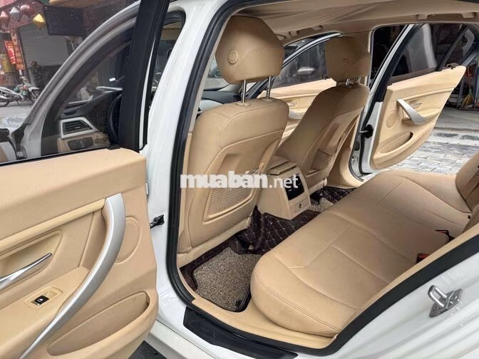 BMW 3 Series 2015 320i - 77000 km siêu mới