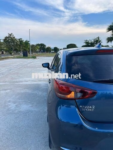 Mazda Mazda 2 Sport Xanh 5 chỗ