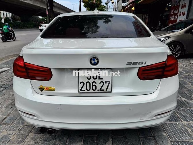 BMW 3 Series 2015 320i - 77000 km siêu mới