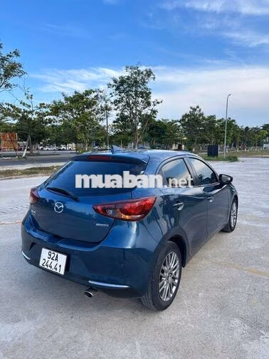 Mazda Mazda 2 Sport Xanh 5 chỗ