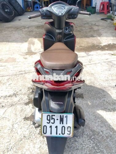 Honda Vision 2025 Cao Cấp màu Đỏ