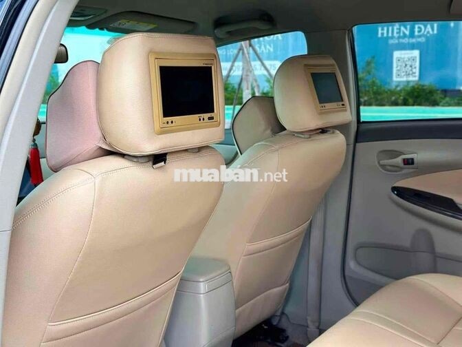 Toyota Altis Tự động màu Đen