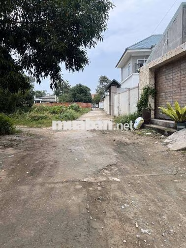 CHÍNH CHỦ GỬI BÁN 128,2m2 ĐẤT TRUNG TÂM LONG HẢI  GIÁ 2.2TY