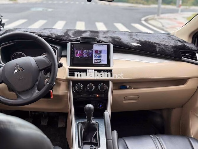 Mitsubishi Xpander 2019 Trắng Số sàn