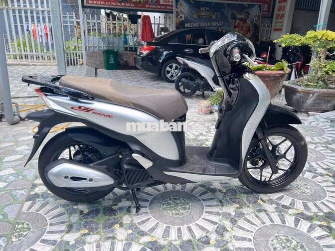 Honda SH Mode 2018 Bạc, Đen